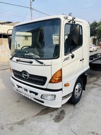 هينو ستراليه • كرين • شاصي عريض