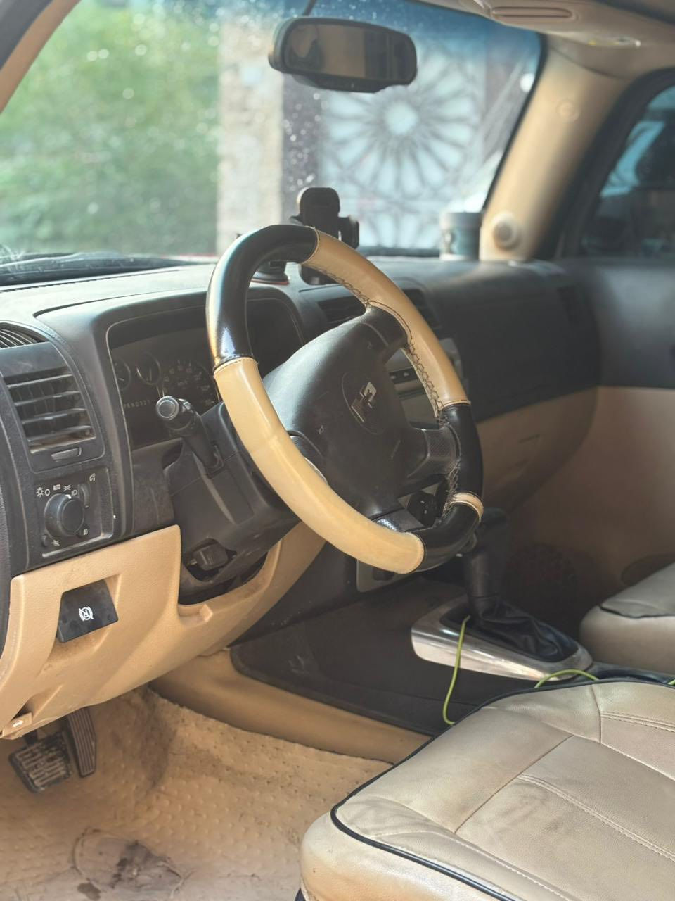 وفرود H3همر 

كلين بدون ضرر 

موديل 2006

سنويه لل30

مكينه 3700 بلاديه

تايرات جبلي جدد

منظومه زنون

بلوجكترات لدات

دوسات المنيوم فتحه سقف شاشه

كاميره دواره سستم صور buss

رقم ربيل جديد السعر 120 وبيه مجال امكان سياره بغداد ***********(***********
