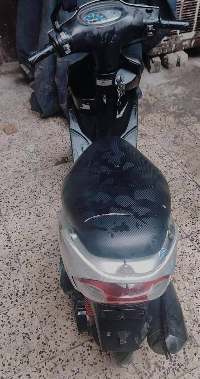 دراجه مكفولة السعر ٦٠٠ وبيهه مجال المكان البلديات 
***********
