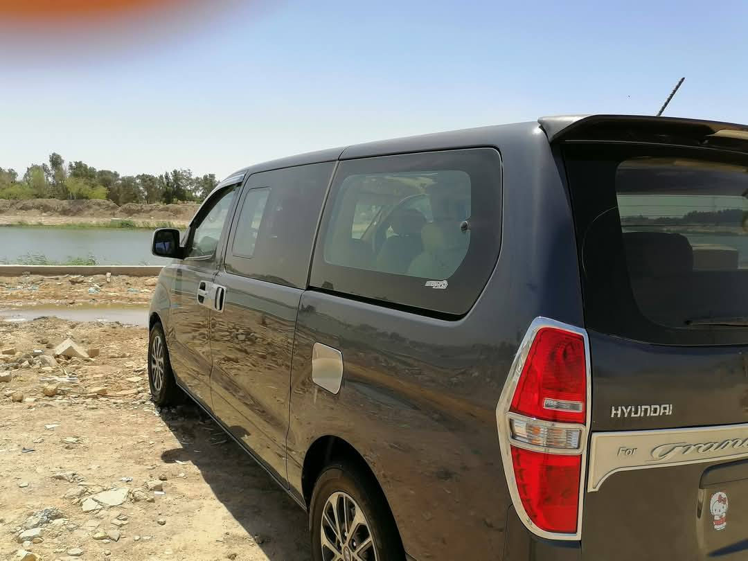 هونداي استاركس مديل 2020 المعلايه 2022 بسمي ذي قار مفتوح ومحور امسكر مكينه 12 قبق السود الون فيلي بيها الصندوك بار مكانها ذي قار سوق السعر 235  ***********  رقم انكليزي ماشيه 34 الف
