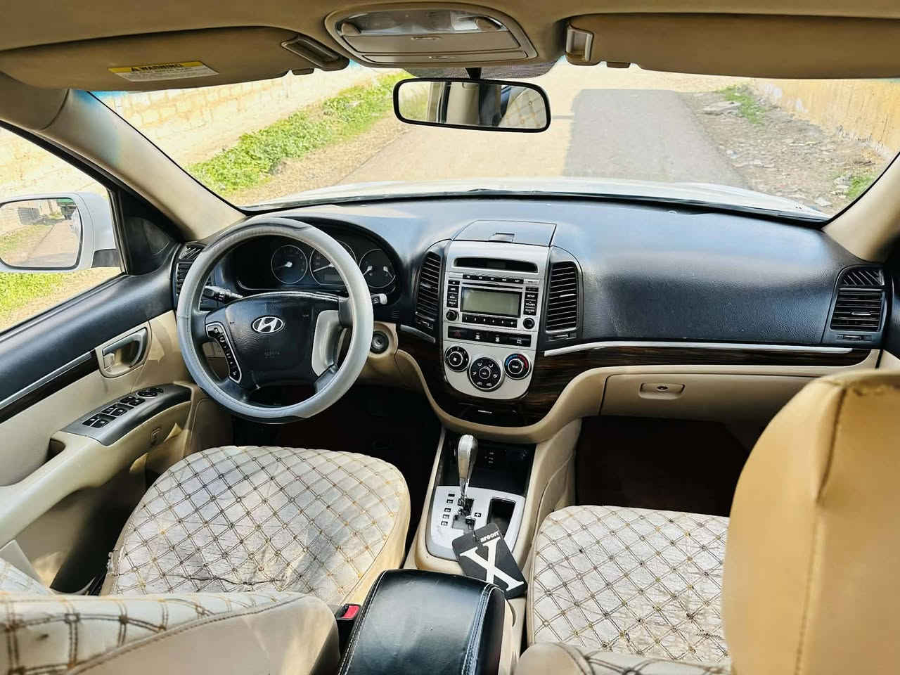 مكلف بلنشر
للبيع سنتافي.خليجي مكفوله كفاله عامه عدا الي مأشر عليها 
السعر 160 وبيها مجال .مكان السياره. بسمايه .
رقم صاحب السياره ***********
