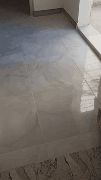 السلام عليكم خلفه تطبيگ ارضيات وجدار اشتغل عله متر وبليوميه اسعار مناسبه شغل درجه اوله مكاني كوفه
***********
