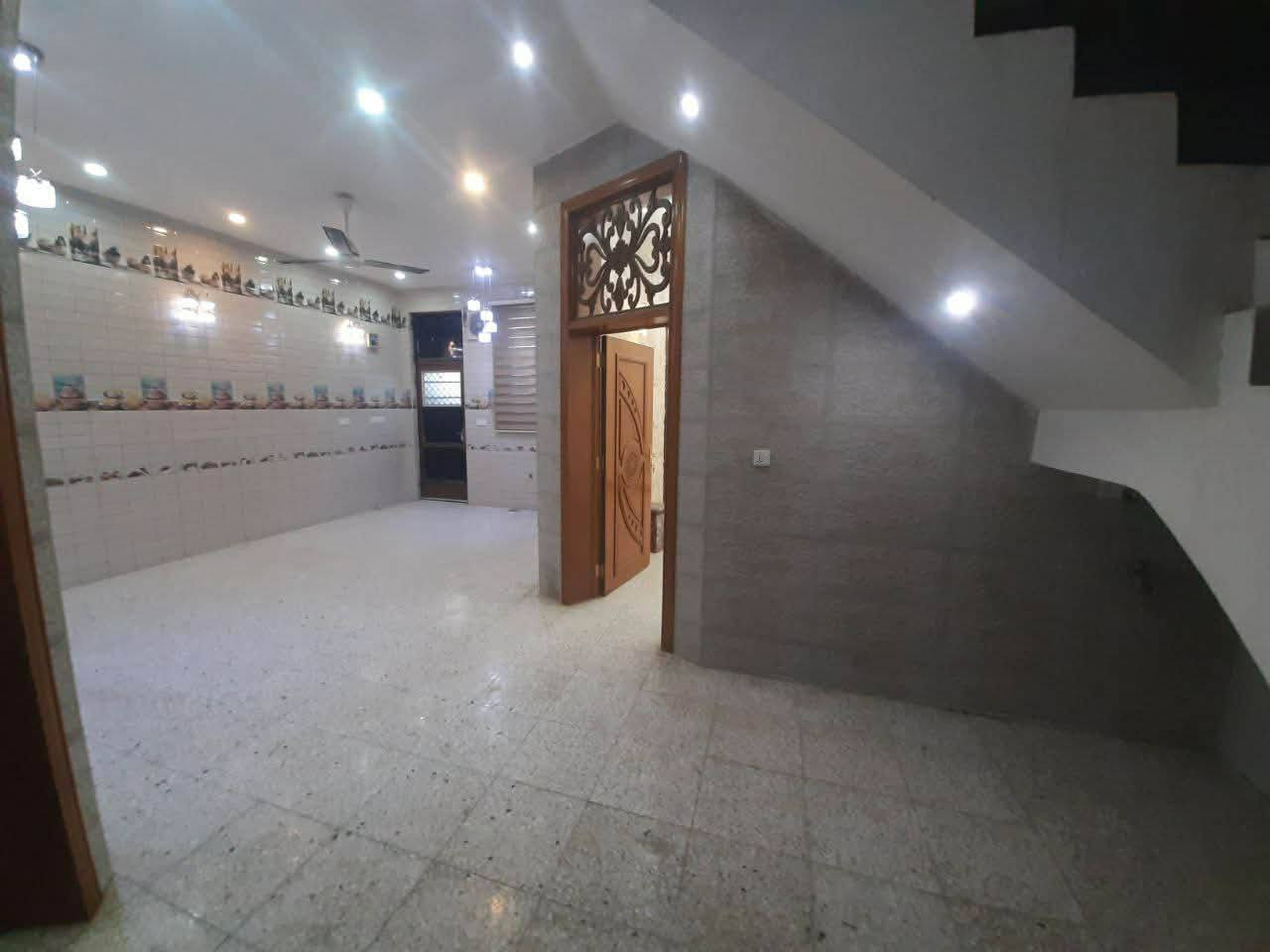 #دارللبيع
المساحه 100متر متر
                         مربع (10*10) ركن
سنتر على التبليط 

#تفاصيل الدار
ستقبال
مطبخ
هول
غرفة نوم
صحيات داخلية
و خارجيه

#الموقع ابي غرق حي الحسين

الاسفسار أكثر الاتصال على الرقام
***********
***********

                مستعدون لنشر كافة العقارات 
               البيوت ولاراضي الصرف الزراعية
 _______________________________________
                  يتوفر لدينا كادر مختص في
                  البناء وترميم مقاولات عامه
                       ***********
