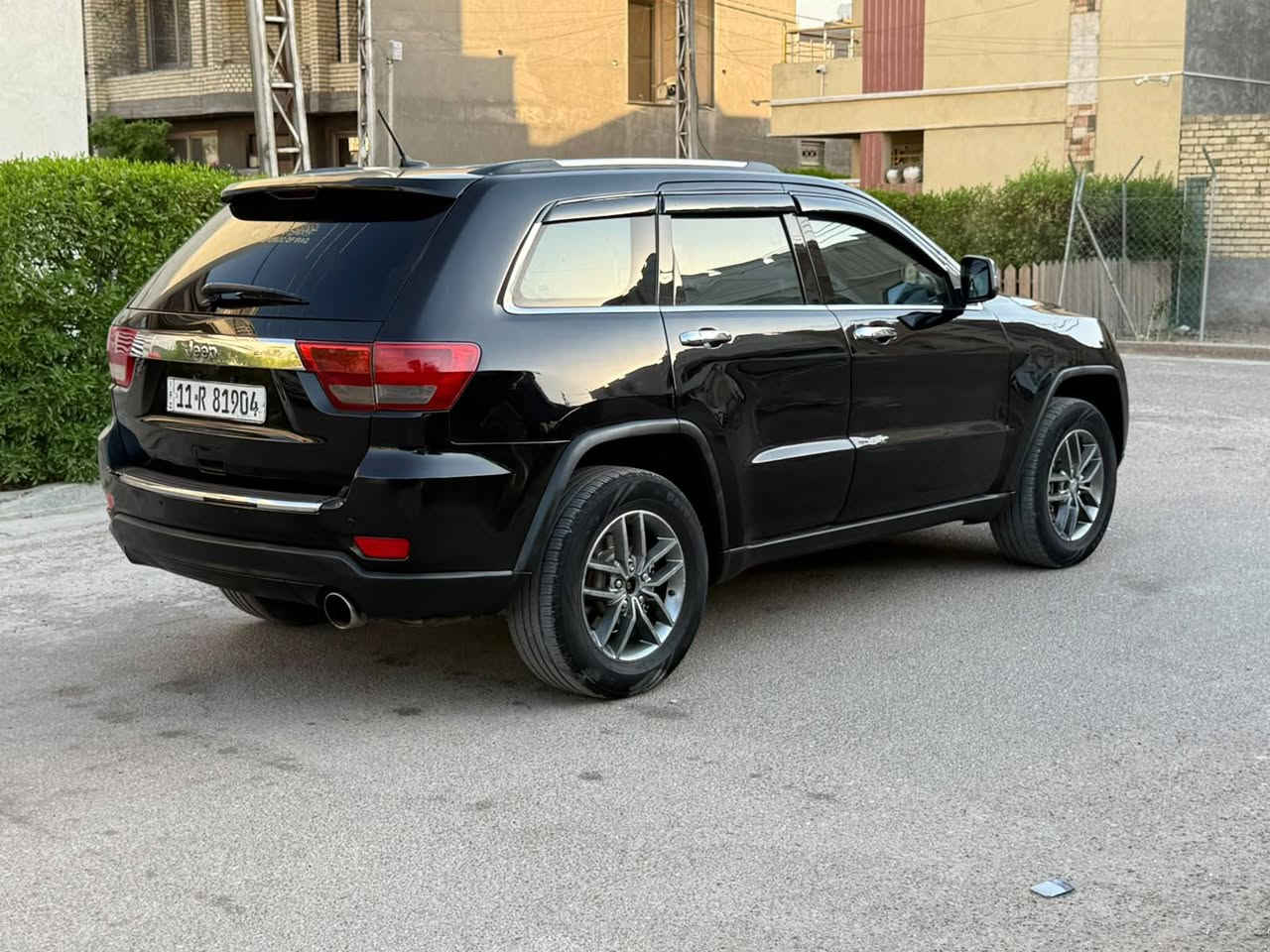 السلام عليكم للبيع او المراوس جيب شيروكي موديل ٢٠١٢ محرك ٣٦٠٠ مواصفات شاشه كشنات كهرباء تبريد قطعتين ثلج صدر امامي خلفي جديد تخم تاير جديد كهربائيات كلها شغاله سياره جاهزه من جميع النواحي مصبوغه عام بيها تبديل قماره شواصي لغود نظيفات السعر ١٢٥ وبيها مجال مكاني الدوره ابو دشير رقم الهاتف *********** بغداد, العراق
