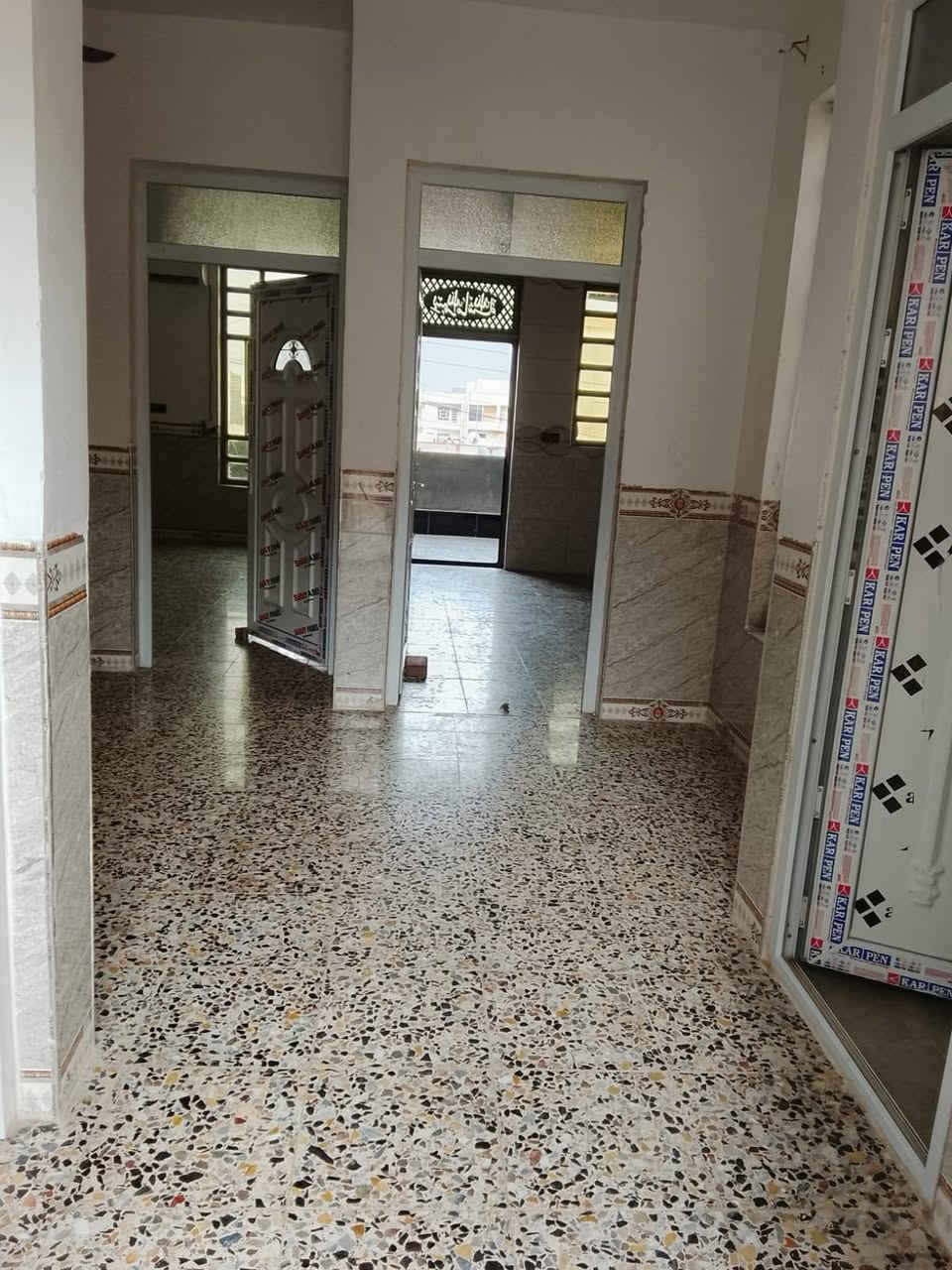 مشتمل طابق ثاني للإيجار 🏠
📍 الموقع: حي الأساتذة – مقابل المدارس
📐 المساحة: 160 متر
🔹 يتكون من:
غرفة نوم
صالة
استقبال
مطبخ
حمام
سطح
💰 سعر الإيجار: 300 ألف

📞 للاستفسار: ***********
