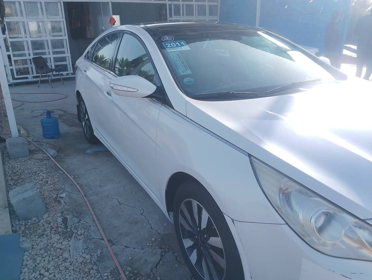 السلام عليكم.
سوناتا 210 خليجي فول مواصفات مكفولة حتى الداعاميات من الصبغ بيها بارد كلش قليل موضح بالسونار كشن كهرباء بانوراما محرك 2400 دوش. تبريد تدفئة .محرك كير مكفولات حدادية جديدة السيارة بإسمي سنويه ساقطه ب 2025 غير متواجد على الفيس .السعر 128 وبيها مجال بسيط كلش /المكان بابل /النيل .

للاستفسار ***********
