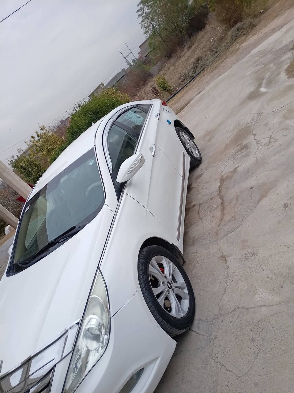 سوناتا 2012 أربيل دولي باسمي هزة جديدة خليجي  محرك 2400 تبريد قطعتين حساسات اشاير بلمري نص فول سيارة مكفولة كير محرك صدر تبريد دعم وضرب ودواخل وارباكات صبغ محدد بلبنيد فقط سعر 118 وبيه مجال *********** ترهم مراوس او بيع
