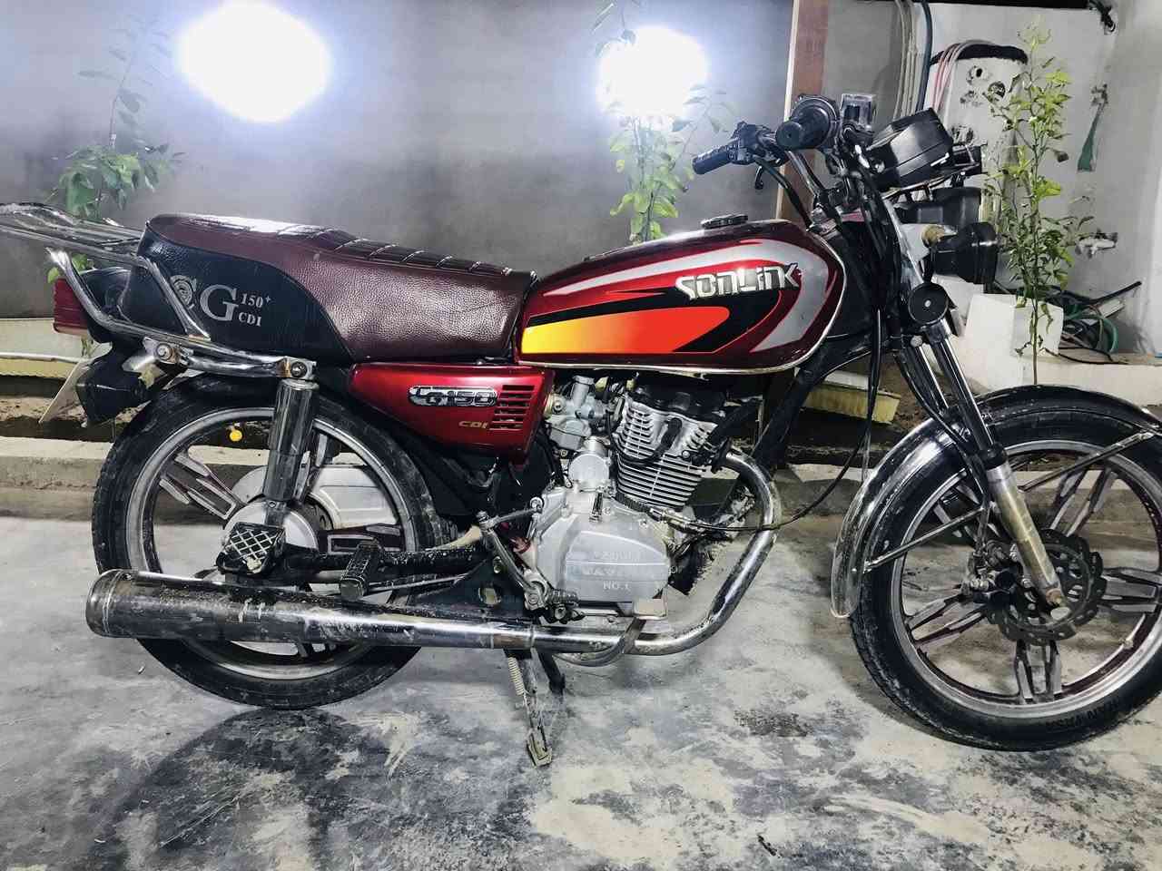 يابة سلام عليكم هاي لدراجة لبيع موديل 19نضافة فول خمسة كير سعرهة 400وبيهة مجال اوراق وياهة لدراجة كلشي ماناقصهة ***********
