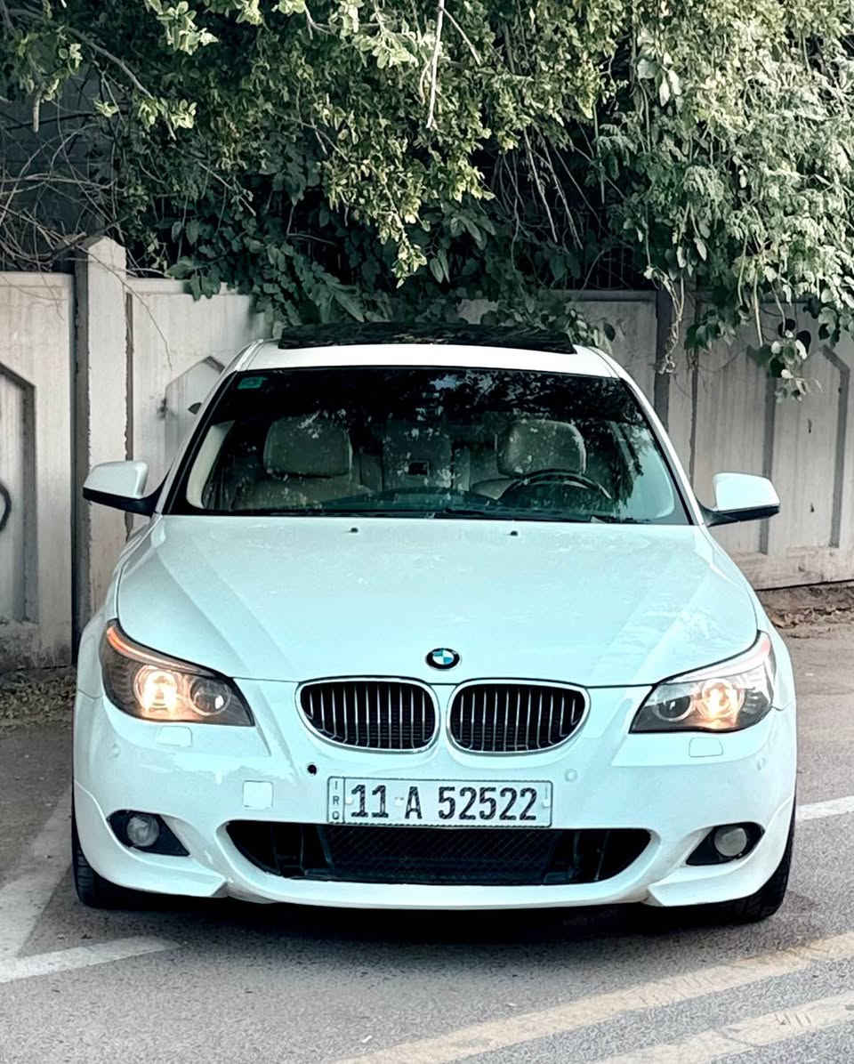 السلام عليكم 
بي ام دبليو E60 – ميماتي
فول فول مواصفات موديل 2010

التفاصيل:

الموديل: 2010

اللون: ابيض

رقم بغداد باسمي (شرط التحويل)

المواصفات:

محرك 6 سلندر حجم 3.0 (دبل فانوس – مسكر)

كير أوتوماتيك

فتحة سقف

ثلاجة بالجكمجة

ماوس

ستيرن كهرباء

تبريد ديوولت

مقاعد كهربائية مع تبريد، تدفئة ومساج

داخلية  اوفايت مطعمة بالكاربون فايبر

مرايا شفط وقلاب + إشارات

زراك لايت

مرايا عاكسة

بجم ليد + بك لايت ليد

3 وضعيات قيادة

خزن ميموري

نظام سماعات Harman Kardon

GPS

حساسات أمامية وخلفية

تحديد مسار

مثبت سرعة

تبريد قطعتين

ويل كب 19M

تايرات تويو ياباني

كت كامل M5 أصلي (مو تجاري)

ملاحظات:

السيارة بيها صبغ خمس قطع فقط ).

السيارة مكفولة من كلشي (محرك، كير، حدادة، تبريد، كهرباء).
سعر.  120وبيها مجال 

مكان السيارة: بغداد – العامرية

للاستفسار: *********** /*********** بغداد, العراق
