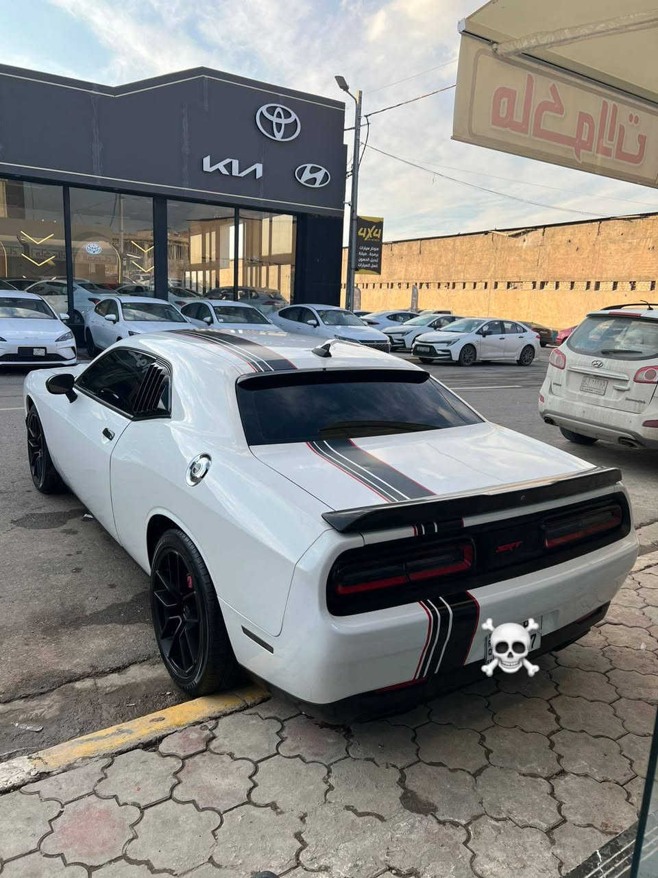 للبيع جالنجر 2015
السلام عليكم 
للبيع جالنجر 2015 
فول ما عدا السلايت 
3 قطع صبغ 
الاستفسار الاتصال على الارقام التاليه 
***********
***********
