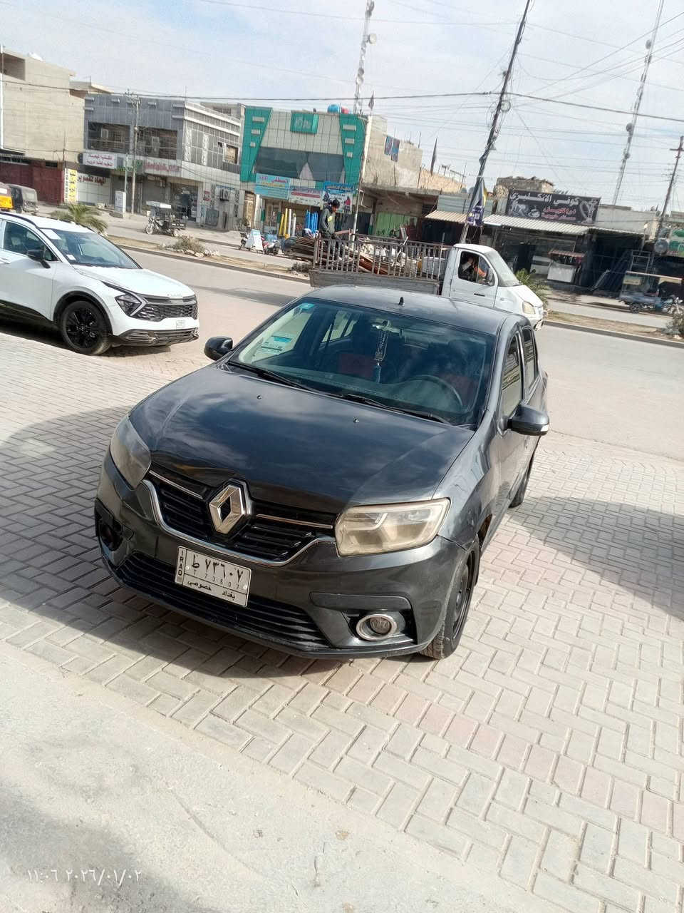 رينو سنبول 2019 محرك 1600 مفتوح تجفيت جديد صبغ بنيد وبارد جه السائق مكانات بسيطه السعر 70 وبي مجال مكانها دوره بغداد
***********
