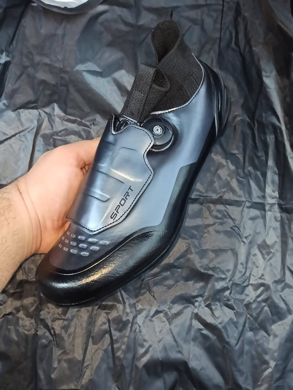 حذاء بايسكل  قياس (٤٣)راسلني واتساب (***********)
