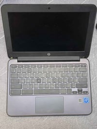 جهاز HP Chromebook، وهو حاسوب محمول يعتمد على نظام تشغيل Google Chrome...