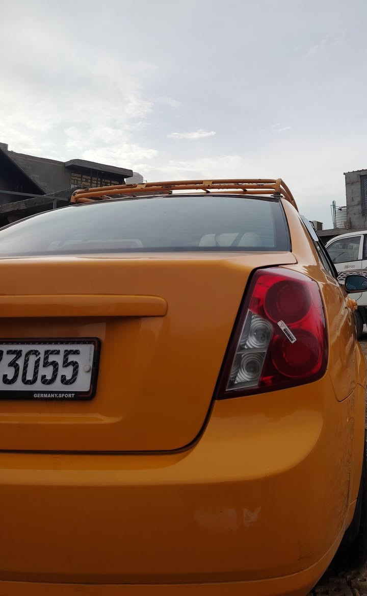 سلام عليكم رمضان كريم الجميع سياره فورنزه او بترا تكسي مديل 2008 سياره نضيفه كلش مابيه شخوط صدر حداديه جاملغات وسبير مابي شي  الله شاهد سياره نضيفه وحلوه وكلشي مابيه  الرقم. *********** وتحياتي اللجميع👍❤️
