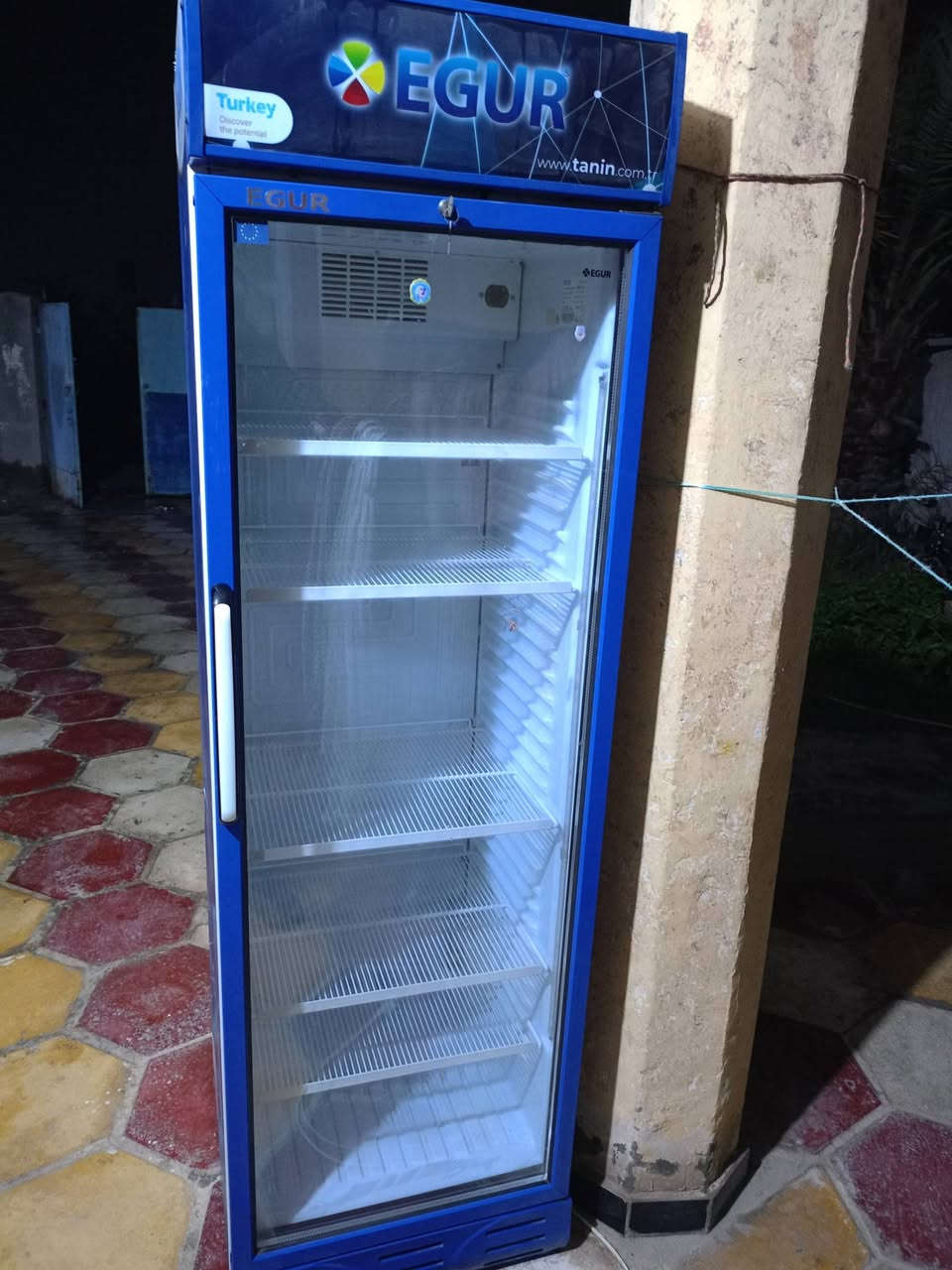 سلام عليكم للبيع نضفات عل فحص، تلاثتهن ب مليون ***********
