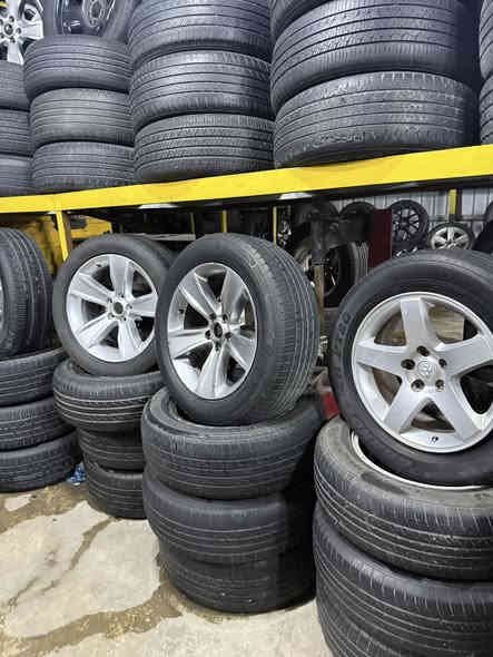 سلام عليكم شباب بخدمه طيبين بيع وشراء مراوس ويل كبات لحيم تعديل صبغ جميع الوياله حديد ويل كب حسب الحجم خدمات كامله فتح شد بلنص مجاني مكان بغداد متخل كسره وعطش 
بخدتكم***********
جمعه فتح نشالله @إشارة
