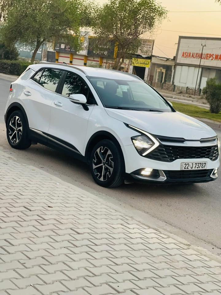 السلام عليكم للبيع سبورتج 2023

السياره مكفوله من صبغ او تبديل بيه رصعه بل باب الخلفي فقط

بصمه 
بصمه ابواب
تحكم ستيرن
شاشه كبيره
مري شفط
اشاير مري
سايد بريك بصمه
ويل كب

رقم أربيل جديد بسمي تريد تحويل تريد وكاله

السياره ماشيه 34 الف مكفوله من صبغ او تبديل او فتح

السعر 190 وبيه مجال 

اتصال فقط 

‭***********‬ ‭‬
