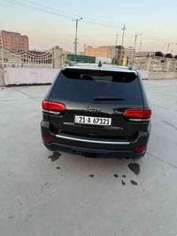 جيب شيروكي موديل ١٧ رقم شمالي ماشية ١٣٦ الف كفالة من الاريباك صبغ باب ...