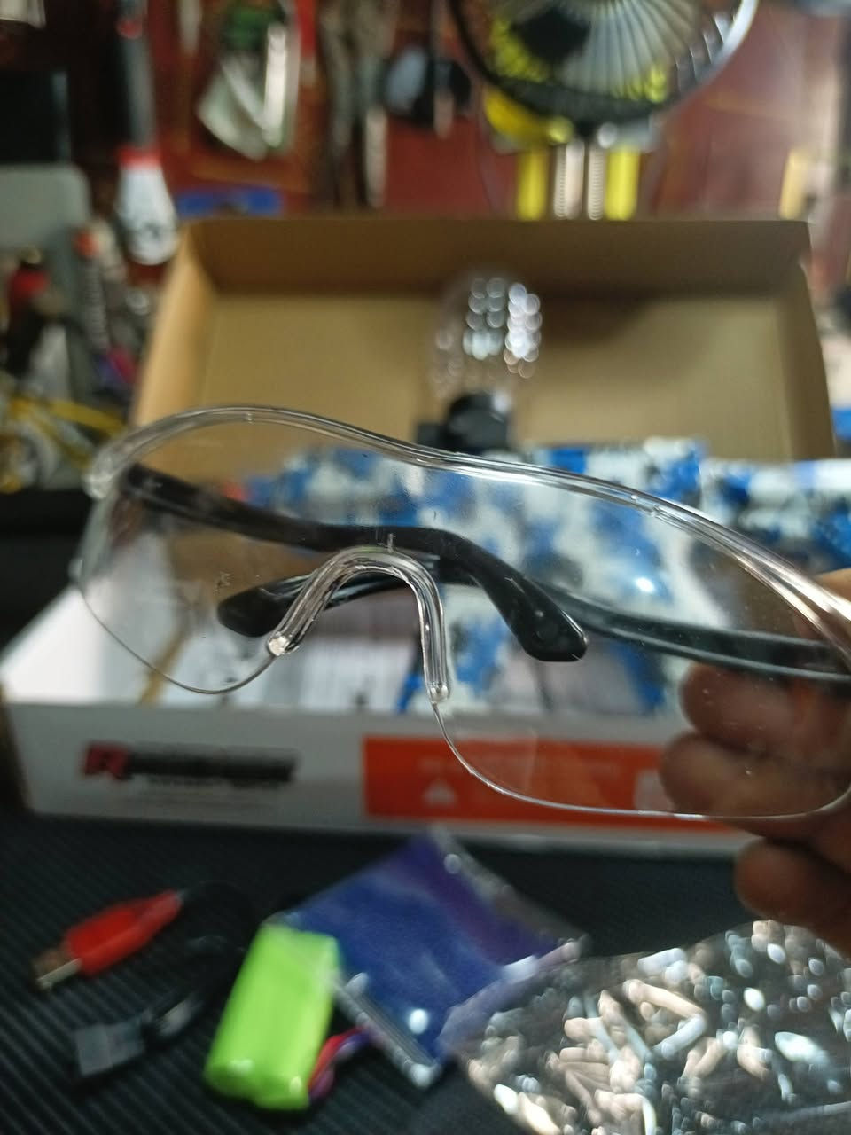 لعبة اطفال شحن مال بالة اصلي بكافة ملحقاتها متوفر تقريبا 20 قطعة بثلاث اشكال الي تفيدة يدخل خاص متوفر توصيل داخل بغداد فقط


**إذا كنت صاحب هذا الإعلان وتريد حذفه لأي سبب، رجاءا أرسل رسالة إلى الدعم الفني**