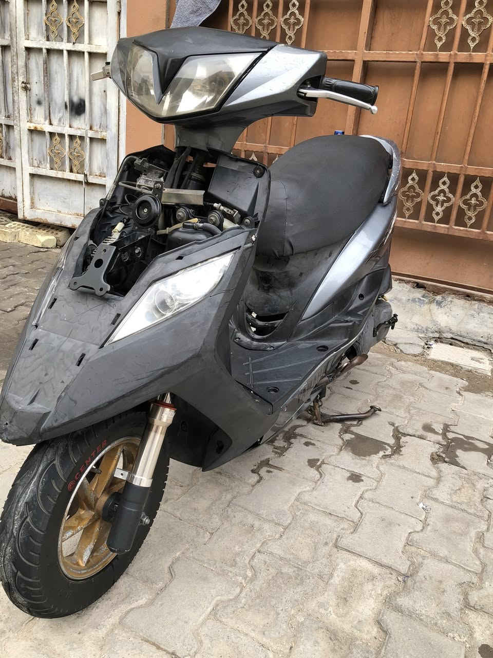 سلام عليكم جيتي ار ثعلب للبيع السعر 600وبيها مجال عنون الدوره شغاله من كلشي كهربائيات
رقم الهاتف ***********
