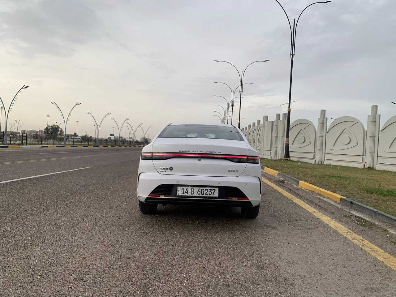 السلام عليكم اخوان
بي واي دي 
الموديل/2025 دسترويل
مكفوله سياره من كلشي استخدام شخصي
المشي الكلي /3000
للعلم السياره مالت اقصاد
موصفات معروفه الدسترويل
السعر/120 قابل للتفاوض
العنوان /البصره الزبير
الرقم/***********
