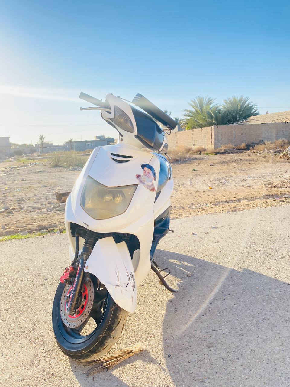 دراجة سكنس
دراجة مكفولة من كلشي  خرسة ما تسمع صوتهة 
سعر ٤٠٠ وبيهة مجال دراجة كلهة بلادي
او مراوس بدراجة شحن 
مكان ديالى خان بني سعد 
***********
