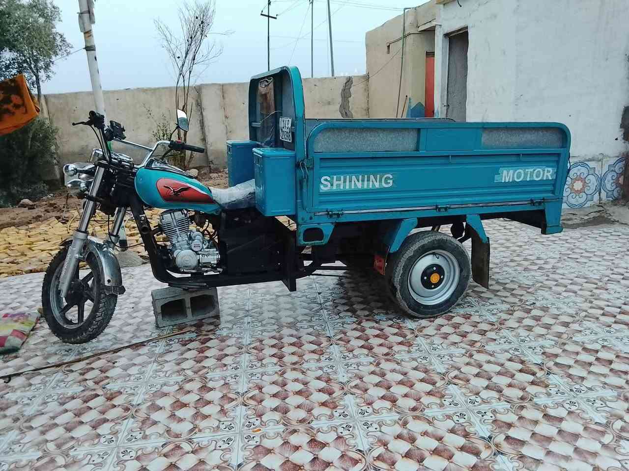 السلام عليكم للبيع ستوته جمره كربلائيه موديل 2022 رقم نكليزي سنويه لل2030 تحويل ثاني  مكينه 150 ما مفتوحه مكينه جديه وناعمه شاصي ما بي قطره لحيم   نكره سلف كهربائيات كله شغاله بدي جديد تواير  جدد مكاني بصره قرنه قرب الطاحونه السعر 3 ملايين و100 وبيه مجال حك الجيه 
*********** بي واتساب
