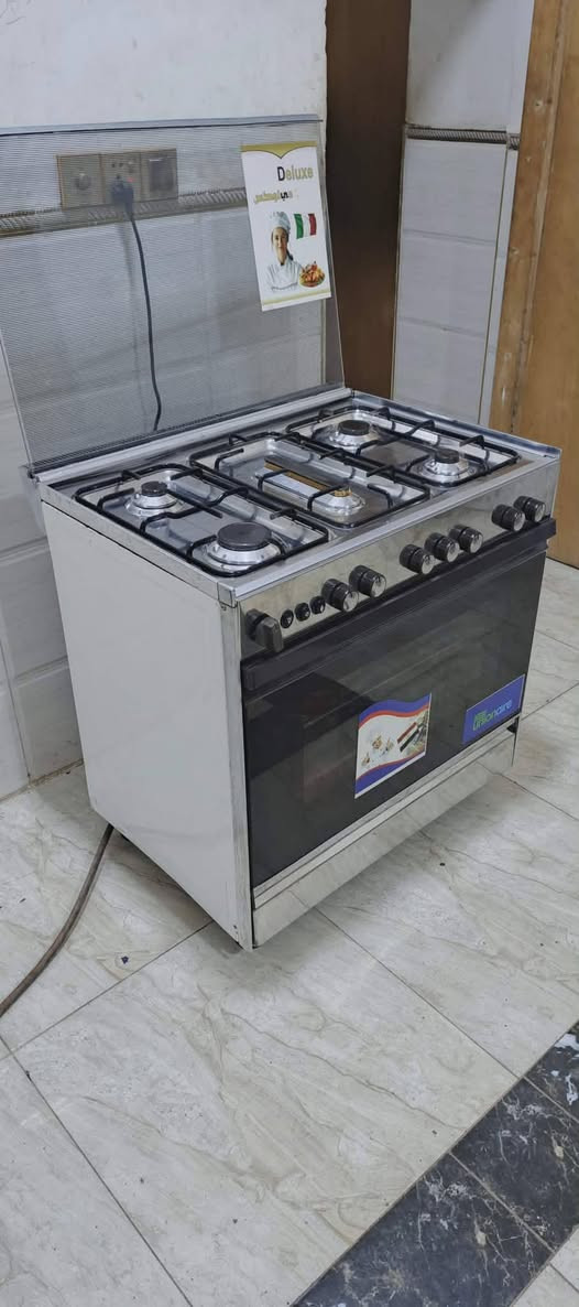 طباخ عشتار ماداخل تصليح ولا مفتوح خطين يشتغل كهرباء شغاله جداحه وشوايه مع ملحقاته حي العسكري الصوره قريب معهد القاسم


**إذا كنت صاحب هذا الإعلان وتريد حذفه لأي سبب، رجاءا أرسل رسالة إلى الدعم الفني**