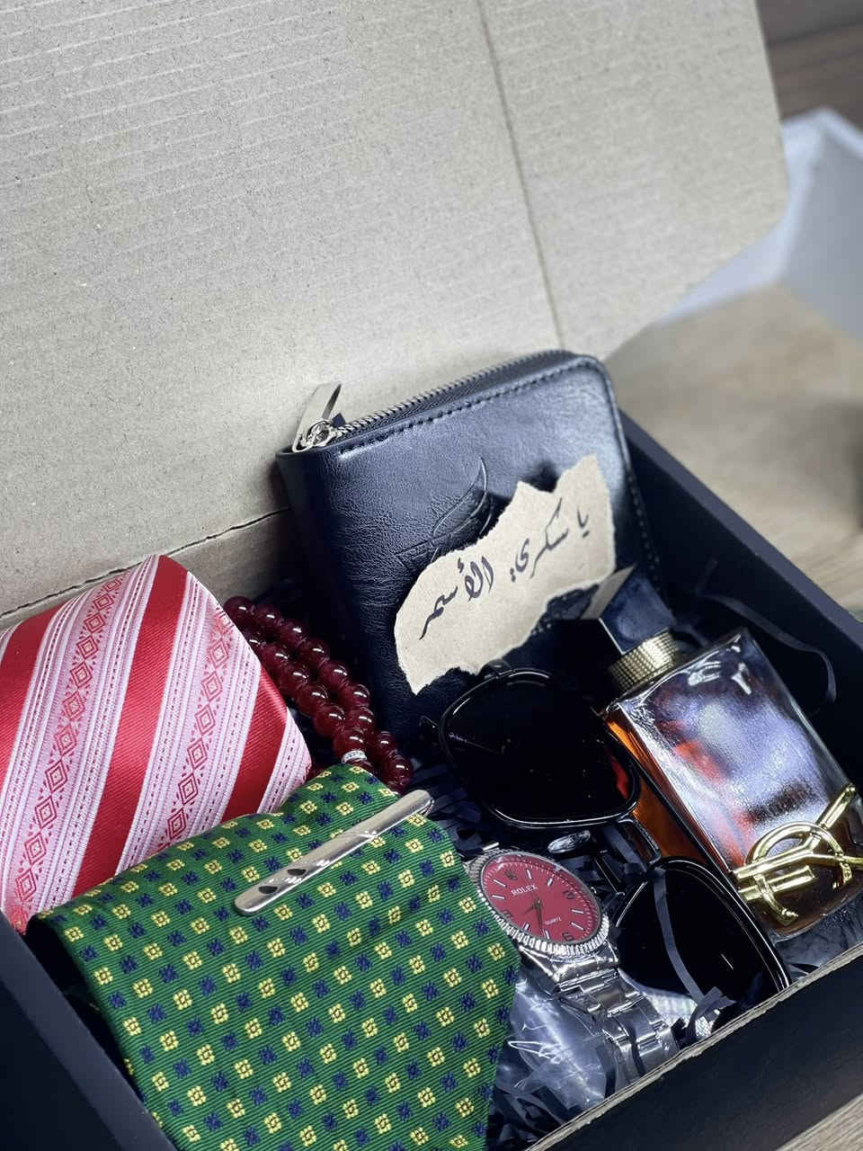 بوكسات عيد الحـب بترتيب أنيق 🤭💗
يحتوي على عدّة قطع مع عبارة بخط جميل من اختياركم 
سعر البوكس ٣٥ ألف مع التوصيل 
للحجز خاص


**إذا كنت صاحب هذا الإعلان وتريد حذفه لأي سبب، رجاءا أرسل رسالة إلى الدعم الفني**