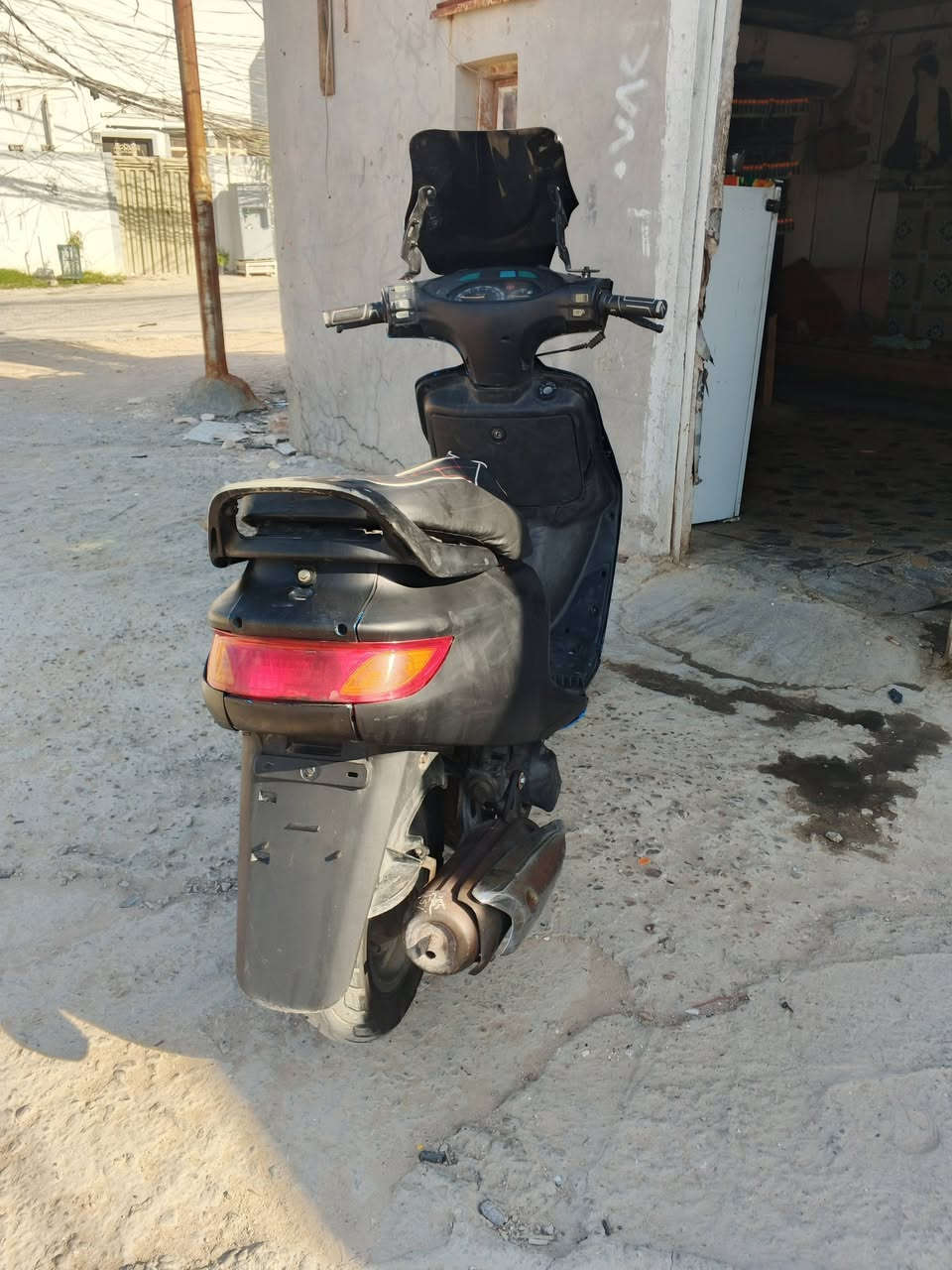 السلام عليكم..
دراجه فراشه لون اسود طافي شبه الجديده 
مكينتها ما مفتوحه قبل شهرين شديتها من الخان 

السعر 425 وبيها مجال قليل للشراي 
مكاني النجف حي الميلاد


**إذا كنت صاحب هذا الإعلان وتريد حذفه لأي سبب، رجاءا أرسل رسالة إلى الدعم الفني**