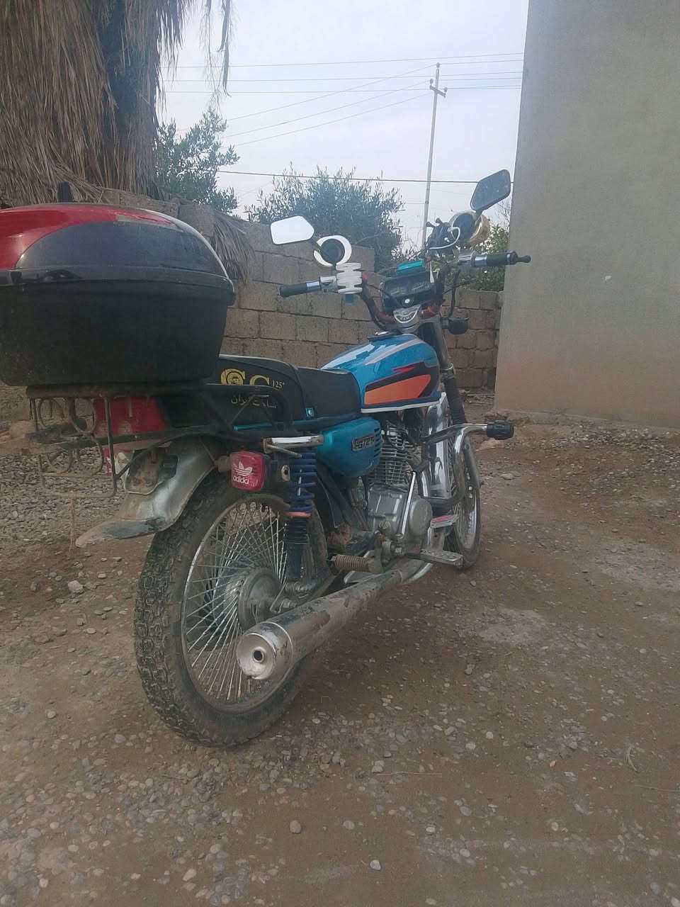 السلام عليكم ورحمه الله وبركاته موطور تايكر 20للبيع المحرك مامفتوح انطيك شرط المطور كلشي شقال بي ماتحط ربع علي السعر450وبي مجال شراي اتصل ***********
