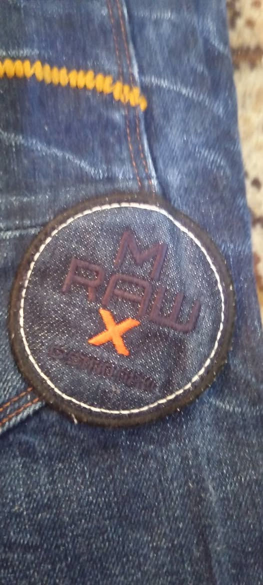 ماركة جي ستار اصلي اخو الجديد القياس 30 32 السعر 50 الف موديل حديث الصوره ظالمته
للاستفسار خاص لا يوجد توصيل مكاني شارع فلسطين بالقرب من الأسواق المركزيه القديمه


**إذا كنت صاحب هذا الإعلان وتريد حذفه لأي سبب، رجاءا أرسل رسالة إلى الدعم الفني**