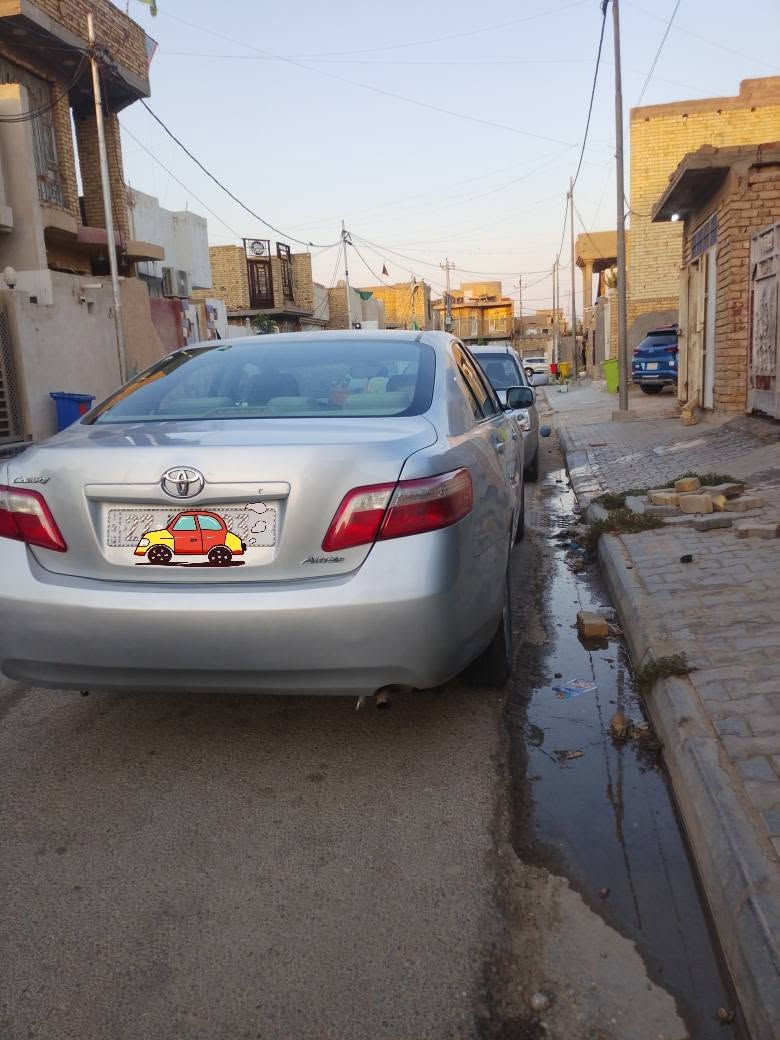 السلام عليكم
كامري موديل 2007
محرك 2400
سياره حلوة ليبل واحد بيها كم قطعه صبغ ... قماره ودواخل وأبواب عالبلاد ... بيها جراد قليل 
محرك كير حدادية تبريد ... كلها جاهزه ... رقم دولي ذي قار تحويل بكل محافظه.... 
مكانها كوت السعر 85 وبيها مجال 
***********
