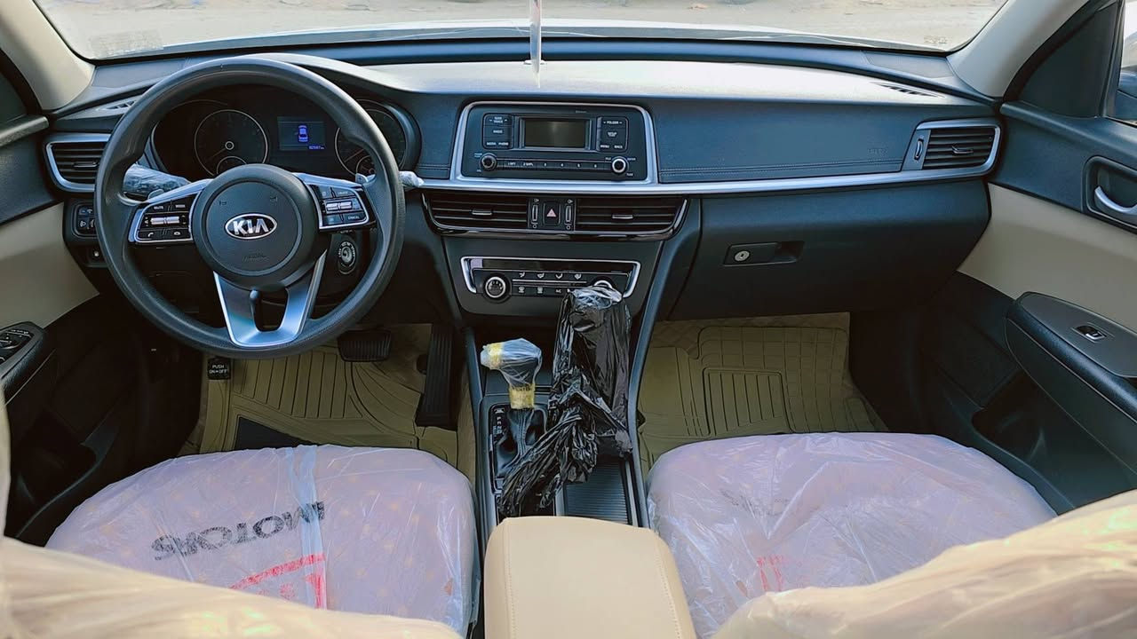 سلام عليكم .....
اوبتيما موديل 2019 خليجي ...مرقم مثنى معوقين باقي 

7 اشهر وصير حره...مكفوله فتح وتبديل... فقط رشات صبغ

محرك 2000 نضيف مامفتوح ...مكلف بلنشر رقم صاحب السياره.....***********
