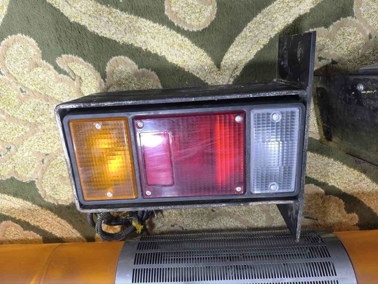 لافتات ياباني قياسات مختلفه نسبت الفولتيه 24v
متوفر بك ليت كاوسكي حجم 50 و 60 
متوفر بك ليت فوركاوه حجم 120 
متوفر بك ليت كنتر كاملات هنه وقواعدهن
المكان النجف الاشرف الشراي يتصل *********** واتساب بي
