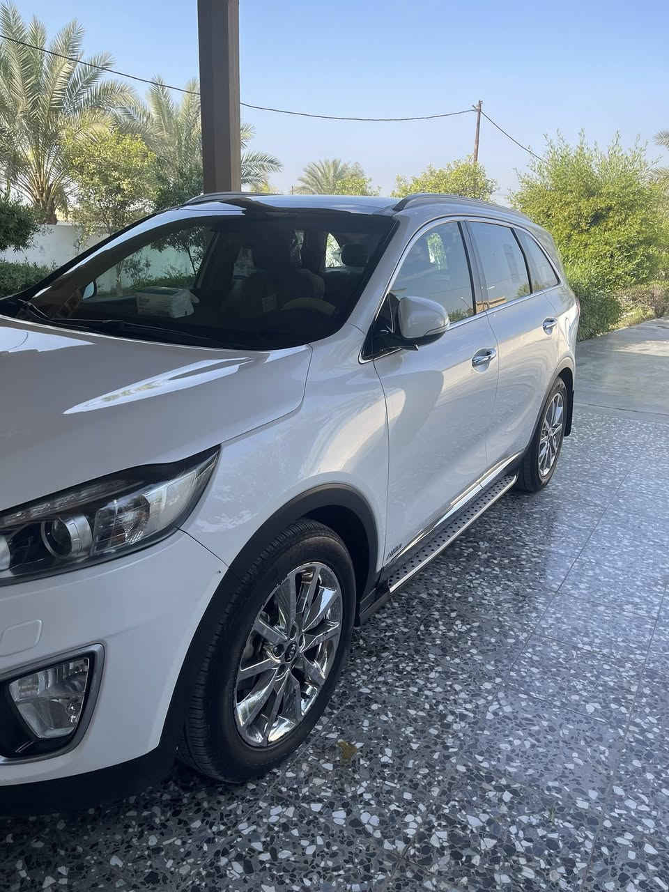 السلام عليكم 
سورنتو البيع فقط 
سياره فول موصفات كويتي 
سياره مكفوله من صبغ وتبديل بيهه بوارد ثنين زغار فقط 
سياره جديد مال جناي 
سياره ماشيه 100kmحقيقي 
مكان السيارة بغداد 
السعر 230 $
***********
***********
