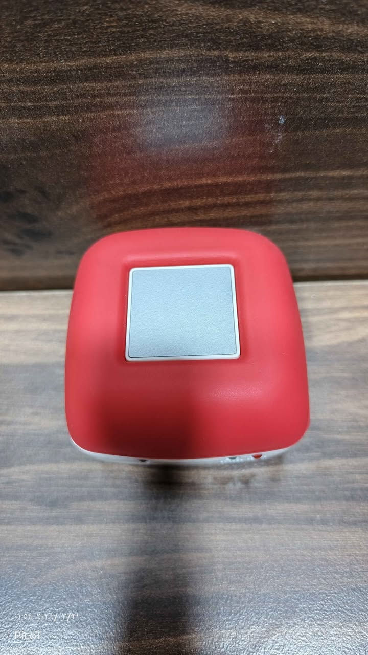 ادبتر يحتوي على مدخل يو إس بي و4 مخارج يو إس بي 
ويمكن شحن الأجهزة في نفس الوقت 
السعر 25.000 ألف 
متوفر توصيل لكل المحافظات
*********** اتصال + واتس اب بيجي, صلاح الدين
