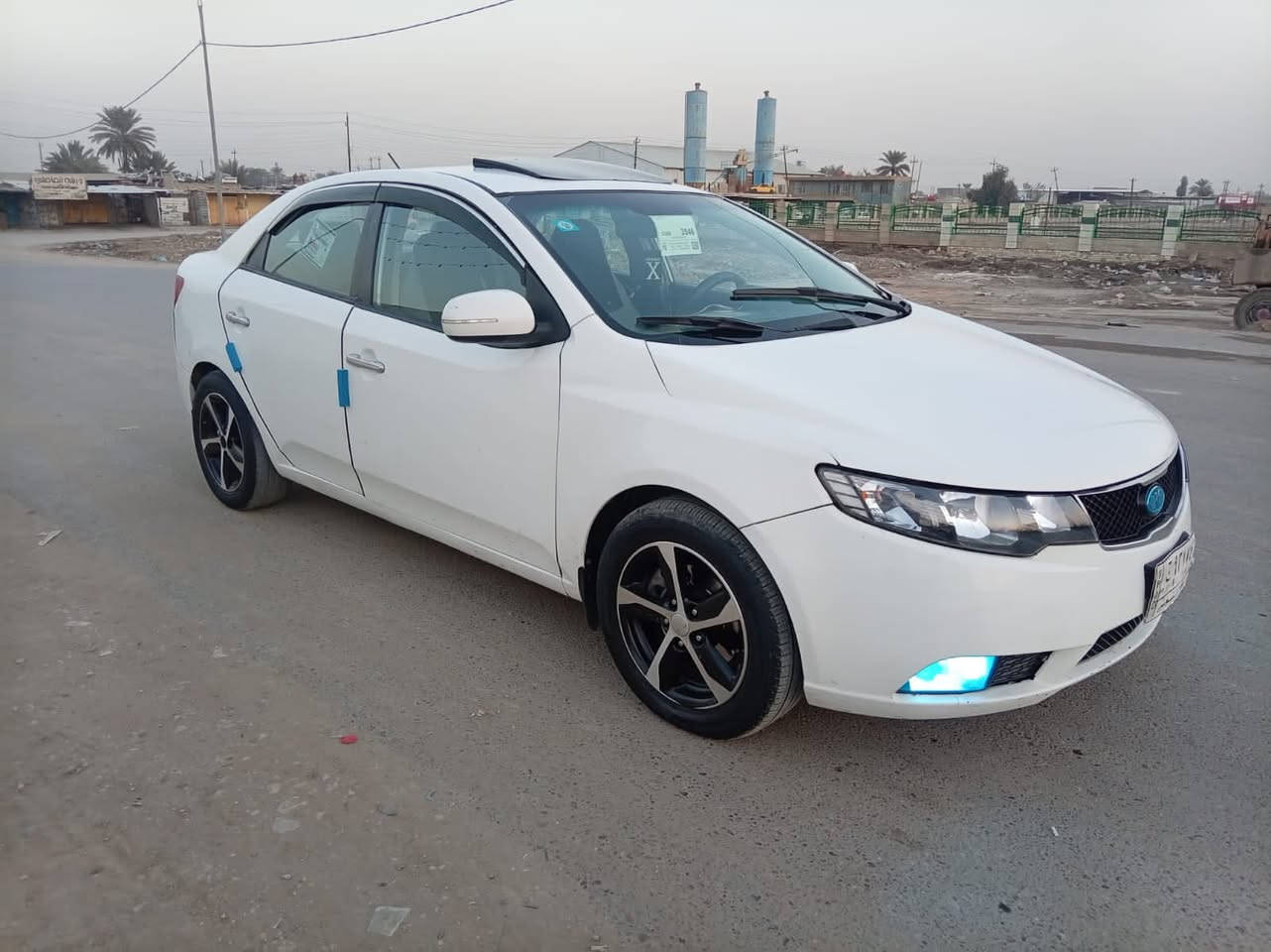 يالله من رخصة الادمن سياره كيا سيراتو خليجي موديل 2013 مكينه ١٦٠٠ دوش رقم بغداد الماني بيه صبغ جاملغات وبنيد وبيه بارد بالقماره واكو فديو موضح للسياره السياره كير ومكينه وحداديه وتخم تاير ويل كب كروم وتبريد وكهربائيات كله جاهزه مناقصه اي شي مكان السياره بابل المحاويل قريت البعلوان مكلف بالنشر فقط الاتصال على هذا الرقم                 ***********
السياره معروضه 77$وبيه مجال بسيط
