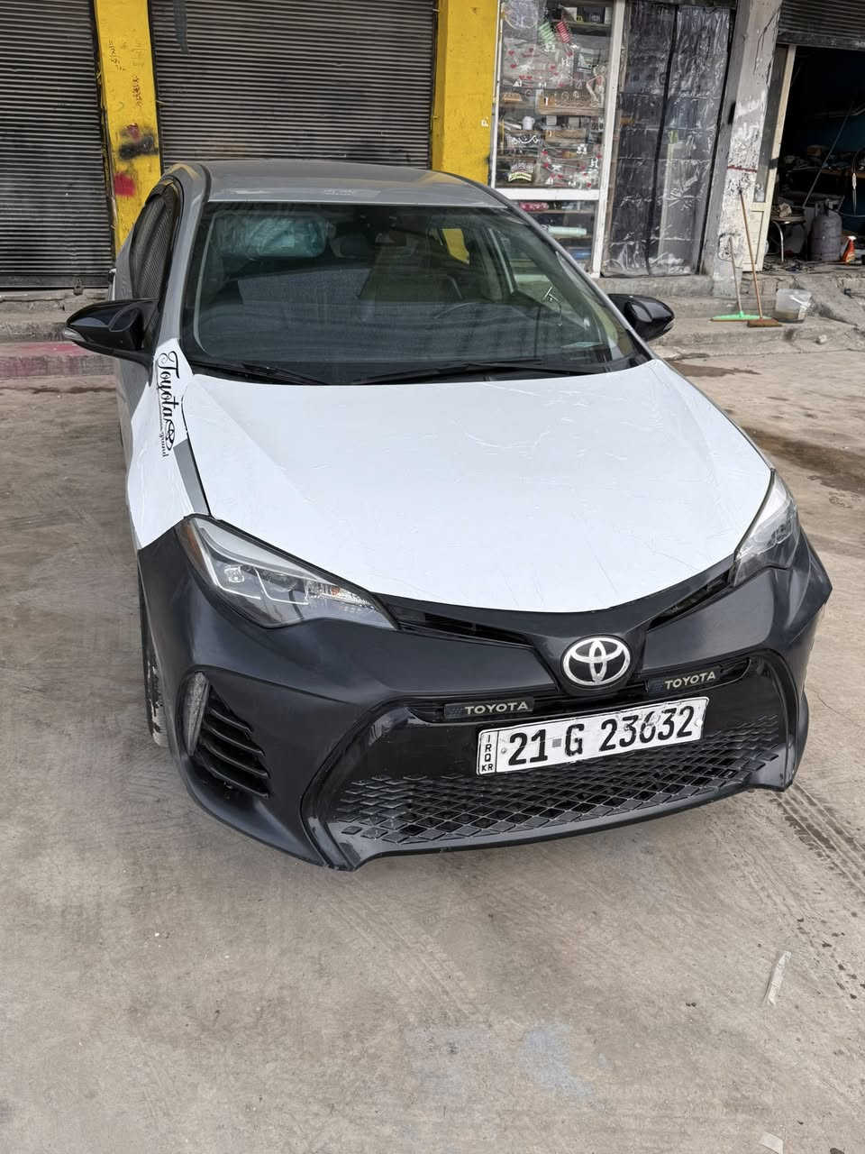 سلام وعليكم
كلشي اكو بلسوك تعجبك اتصل ممتواجد علفيس متعجبك اعبر المنشور 
بيع او مراوس
كورله موديل 2017 se
ضرر الكندي جاملغ الخلفي جهت سكن مواصل تكمه ولا حوض ولا كص 
وبلعراق جاملغ امامي السكن شاصي اربع اصابع تعديل فقط جاملغ نفسه فقط البونيد امبدل 
بيها قطع فقط رش اثر شخوط ابيعها احزام 
رقم جديد سنويه جديده بسمي 
دفتر بانزين 
منضومة غاز 60 لتر بيها 

محرك جديد شاد 
سياره جاهزا 
سعر 115 
***********
