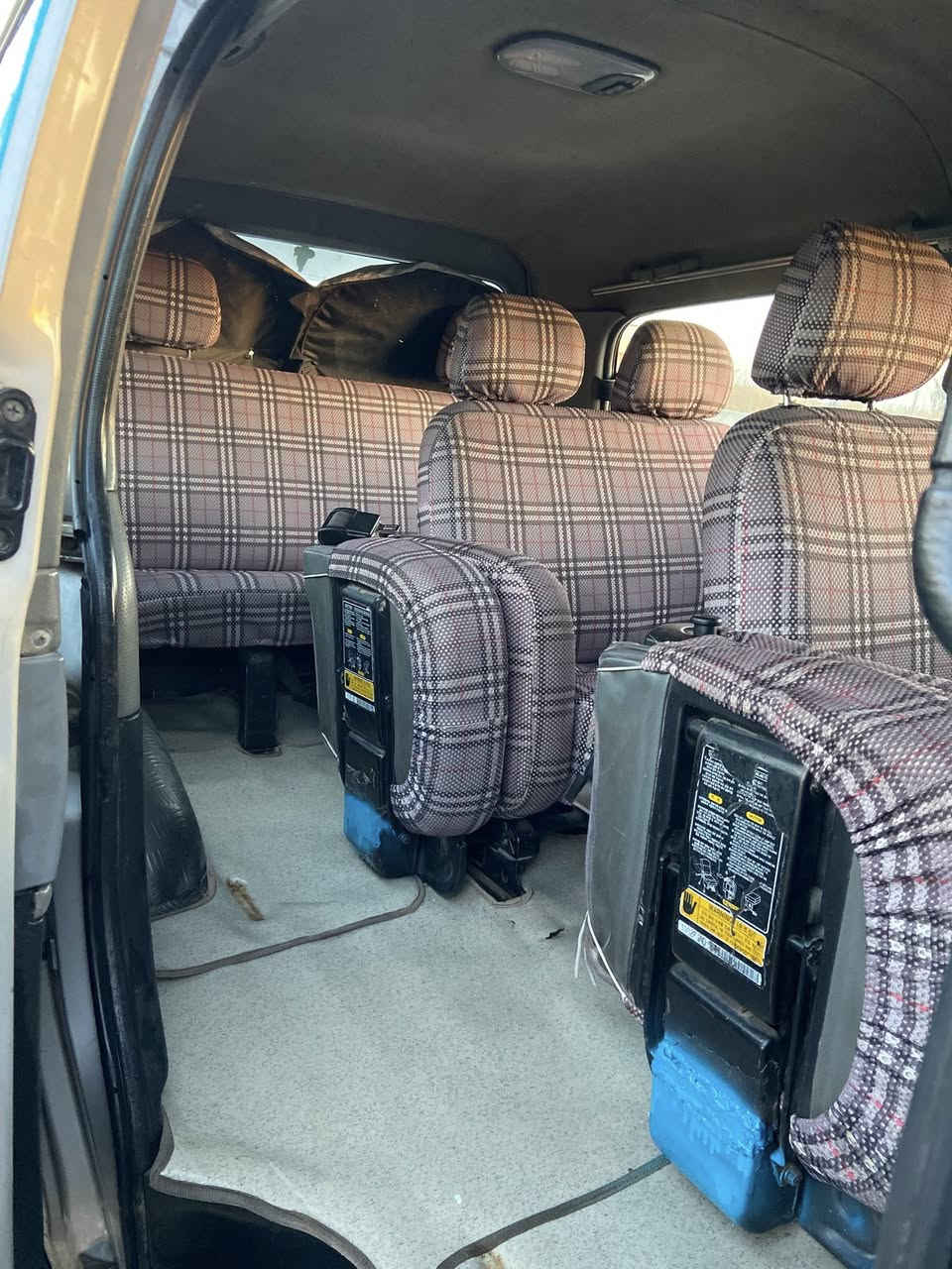 السلام عليكم ستاركس ٢٠٠٧ رقم بابل الجديد دولي بأسمنة تحويل مباشر مصفرة هيئة وغرامات  السيارة خير من الله تايرات صدر دوشمة كير محرك كلة مكفول مابيهة نقص برغي العنوان ديالى العنبكية ناحية السلام رقم الهاتف ***********
