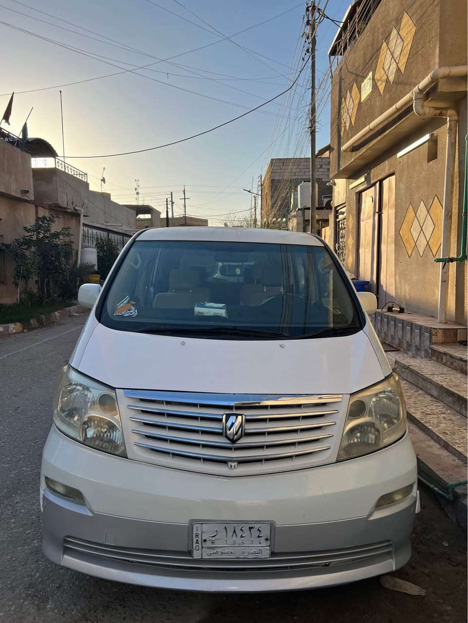 تويوتا الفاراد
موديل 2003 
محرك 6 سلندر 3600 حجمه
لون ابيض 
ماشية 229 كيلو 
السيارة و السنوية باسمي يعني تحويل ثاني يوم 
كفالة مكينة و گير 
مكاني البصرة, المعقل, الكندي, خلف حسينية سيد صدام 
للتواصل على هذا الرقم *********** البصرة, العراق
