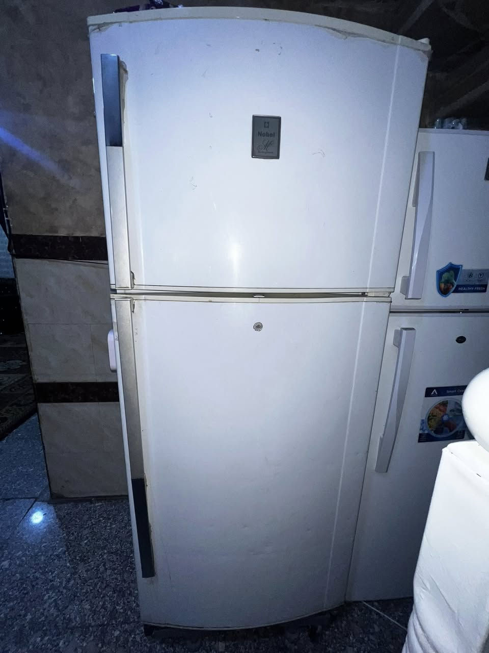 ثلاجه نوبل حجم 10 لو 12 قدم للبيع مستعمله بيها مشكله وحده هيه الباب مالتها تحتاج لاستيكه جديده السعر 200 الف


**إذا كنت صاحب هذا الإعلان وتريد حذفه لأي سبب، رجاءا أرسل رسالة إلى الدعم الفني**