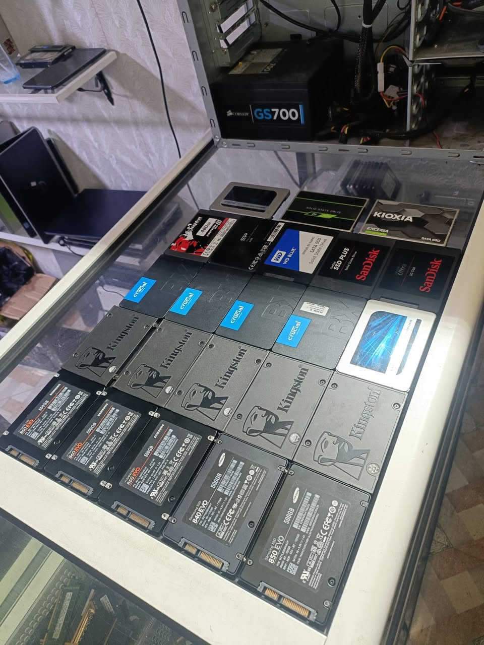0600974922
✅1tb hdd 3,5 
✅500g SSD SATA


**إذا كنت صاحب هذا الإعلان وتريد حذفه لأي سبب، رجاءا أرسل رسالة إلى الدعم الفني**