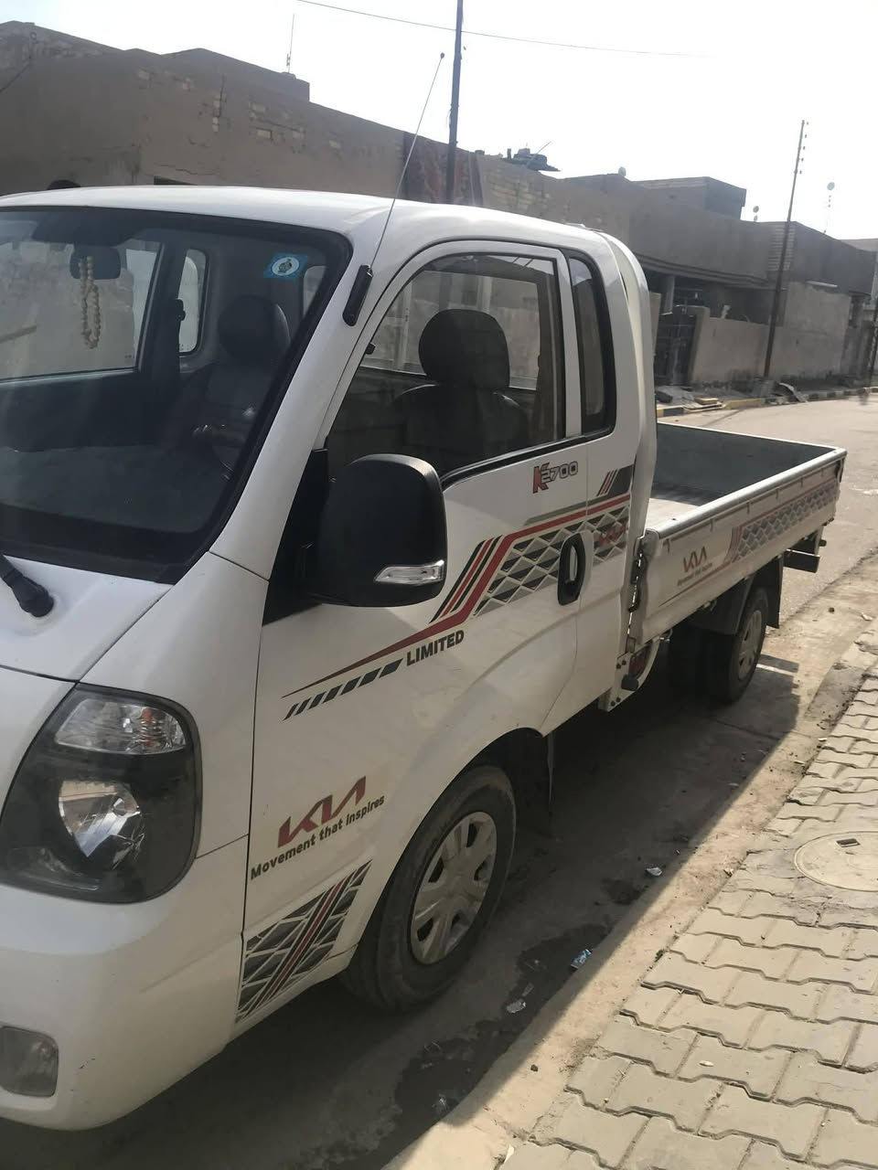 السلام عليكم عموشه مكفوله كفاله عامه موديل ١٨ البيع ***********
