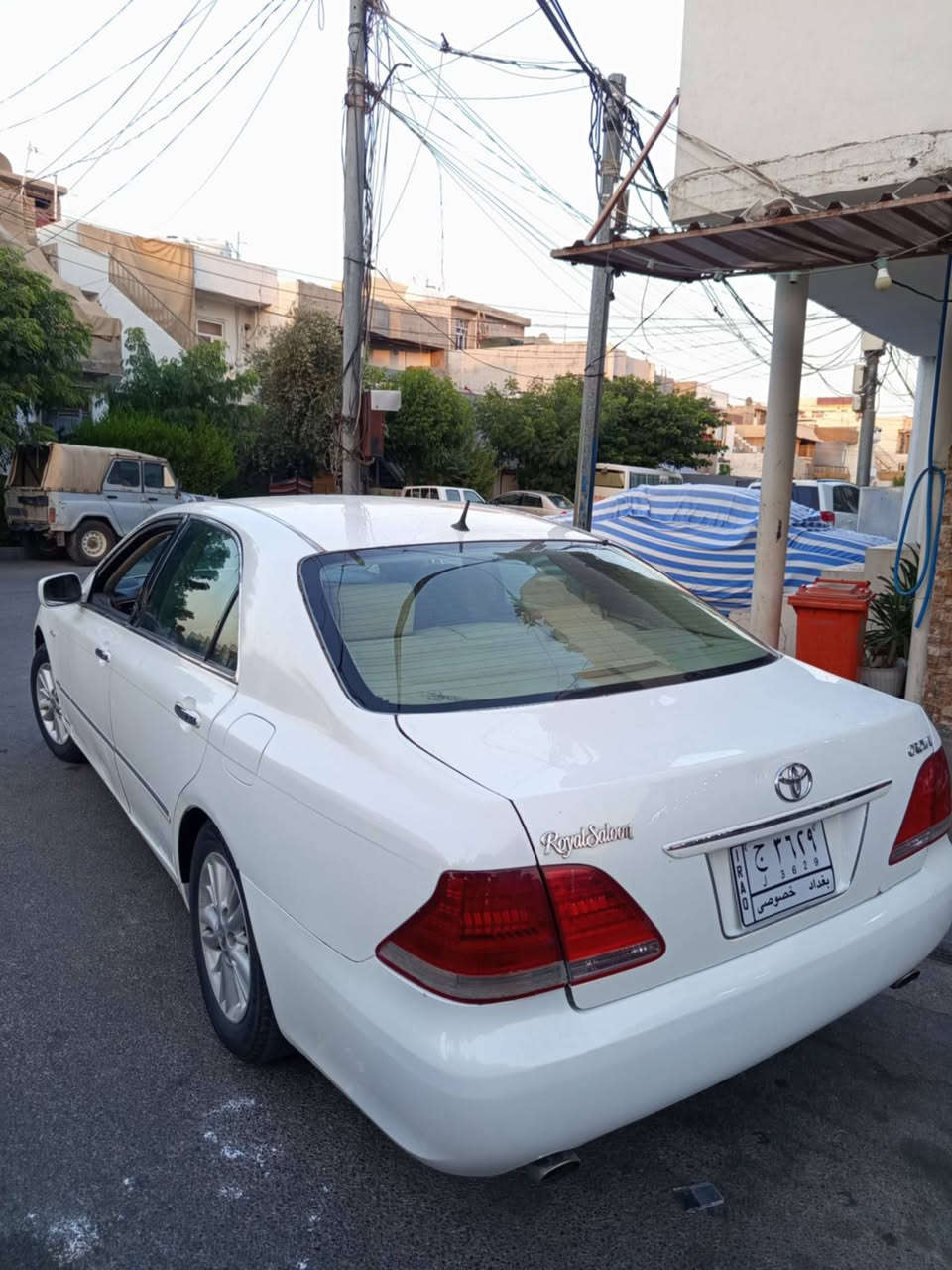 بەناوی خوای گەورە شاهینە موس موس 2005ی ئاڵتونی بازاڕ مەکینە 180ی بچوک بەبچوکی کەم بەنزین خۆر بێ دوکەڵی دانسقە،سەقفی وەکو شوشە وایە ،بەشەرتی 10 فیتەر ،کەڤەر گۆڕاو دەعم و قرچ و لێدراوی بەشەرتە  سەیارەکە سێ پارچە بۆیاخی ئەوروپای هەیە ،جاهزە کامل مەسروف کراو بێ تەقەو ڕەقەیە دینارێ مەسروفی تیانیە لەکەلارم نرخی 59 گەڵا و مەعامەلە ***********
