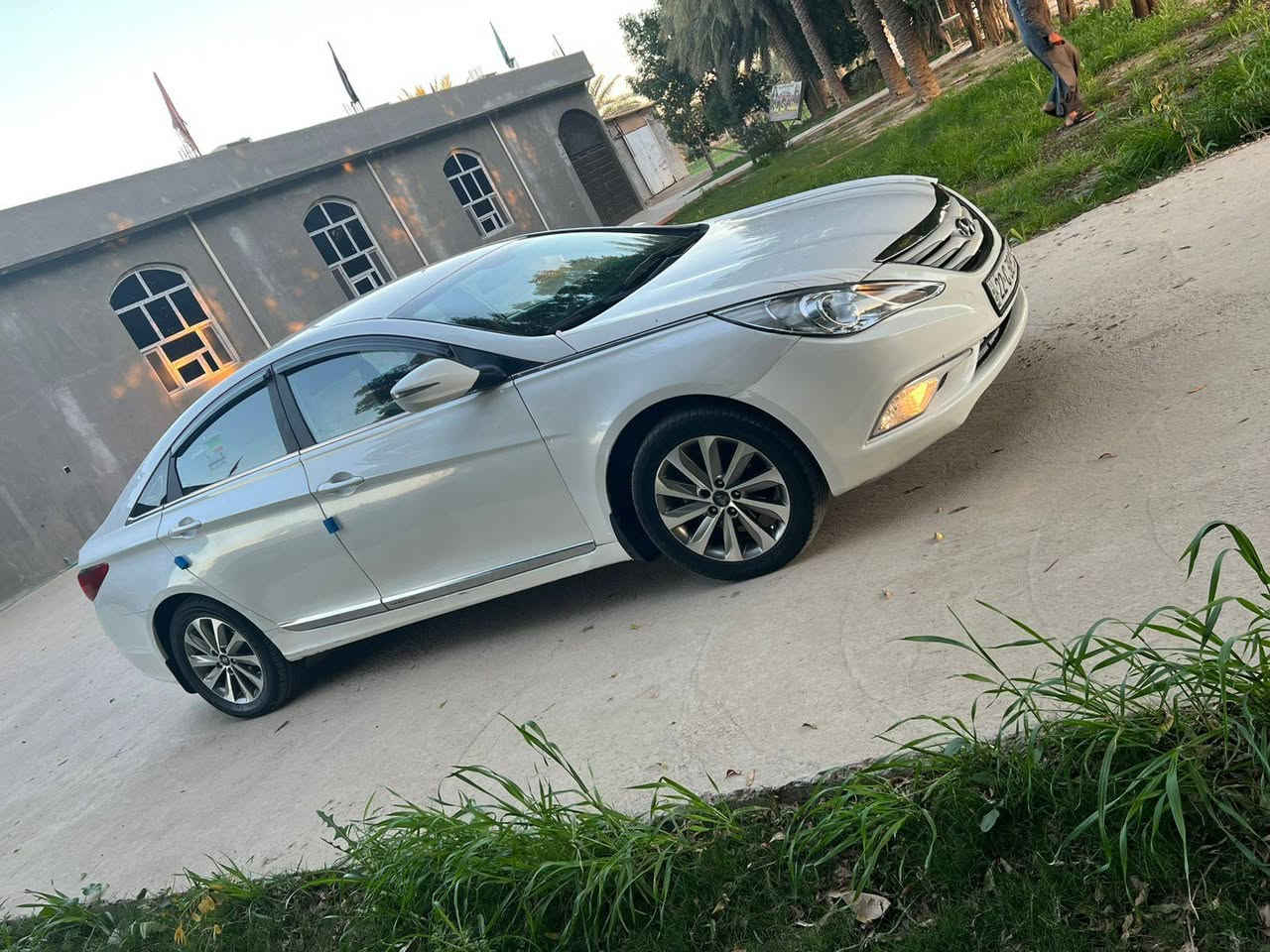 السلام عليكم  ورحمة الله وبركاته
سوناتا خليجي مديل 2013 شكل ال 14 .. خليجي  قطعه وحده فقط شرط سونار رقم اربيل دولي سنويه ال 2028
شرط تحويل ................
موصفات سياره 
محرك 2400  دوش المرغوب 
بجم ال 14 زنون 
أشاير بالمري 
مري شفط 
شفتات ستيرن 
صوت انفنتي 
دمام خلفي 
كشن كهرباء 
حساس خلفي أمامي 
داخل لونين 
فول تحكم ستيرن 
ويل  كروم جديد بلادي 
سياره جديده بمعنى الكلمة 
تخم تاير صدر مكينه كير كلها بشرط  لا تنقيص ولا تبخير
-------------------------------------------
مكان سياره بابل طريق الدولي سريع ....السعر 130 كلش بسيط ‏‪***********‬‏
وتساب ‏‪***********‬‏
