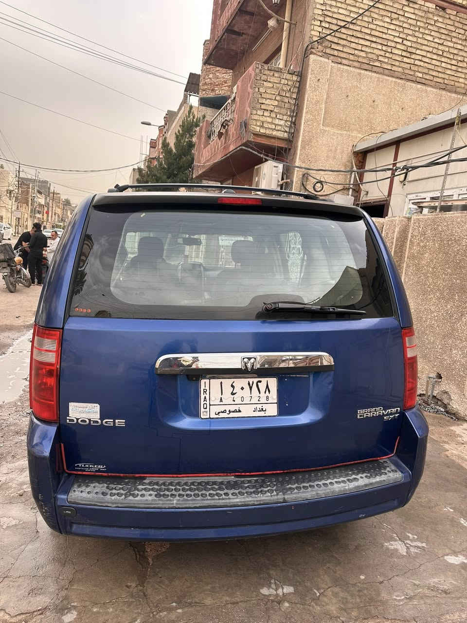 السلام عليكم ❤️
دوج كرفان موديل 2010
مواصفات sxt معروفة
حجم المحرك 3800 المرغوب
وارد كندي (باب سائق وجاملغ ) فقط صبغ بدون دواخل ولا شاصي
السعر /108$
مكان سيارة/ الكاظمية
للاستفسار /***********

تقرير سيارة من كار فكس بدون صور 👇👇👇

دوج كرفان ٢٠١٠ 
نوع المواصفات SXT
محرك ٦ سلندر  ٣٨٠٠
تعمل بالعجلات الامامية 
...
..
السيارة استخدام شركات تجارية 
 في ولاية مشيكان
مدة الاستخدام ٢ سنة و ١ شهر ..
......
..
تم بدء استخدام السيارة في أمريكا بتاريخ شهر ١١ سنة ٢٠٠٩ 
..
٢٩ تسجيلة حقيقية للصيانة المعتمدة اثناء استخدام السيارة داخل أمريكا ..   الصيانة كانت في شركة دوج 
تبديل زيوت وفلاتر وفحص أنظمة السلامة 
...
بتاريخ شهر ٤ سنة ٢٠١٠ 
تعرضت السيارة لضرر بسيط .. حيث صدمت حيوان أثناء سيرها على الطريق السريع 
تم إصلاح الضرر والاستمرار بالاستخدام ..
..
بتاريخ شهر ١ص سنة ٢٠١١
تم بيع السياره خارج أمريكا 

..
آخر قراءة للعداد كانت 103.692  ميل 
..
تم شحن السيارة خارج أمريكا الى الاردن بتاريخ شهر ١ سنة ٢٠١٢
..
..

✔ حالة السيارة  :  تم بيعها خارج أمريكا كسيارة بدون ضرر  

⚠ضرر السيارة السابق : ضرر بسيط في الجزء الامامي .. واجهة امامية متضرره و تم التصليح داخل أمريكا  

                 🔸🔹🔸🔹🔸🔹🔸

📂 حالة الايرباكات : سليمة .

                    🔸🔹🔸🔹🔸🔹🔸

📂 حالة الغرق :  سليمة

📂 حالة الشاصي :  سليم

📂 حالة المحرك وناقل الحركة : سليمة

📂 ضرر سابق أو تصليح سابق داخل أمريكا : يوجد ضرر سابق وتم تصليح السيارة داخل أمريكا ⚠️

📂 حالة السيارة : شغالة وتسير   

                     🔸🔹🔸🔹🔸🔹🔸

عداد المسافة (الاميال) 🚗: (  103.692 ) ميل

آخر قراءة للعداد في أمريكا 

              🔹🔸🔹🔸🔹🔸🔹..
