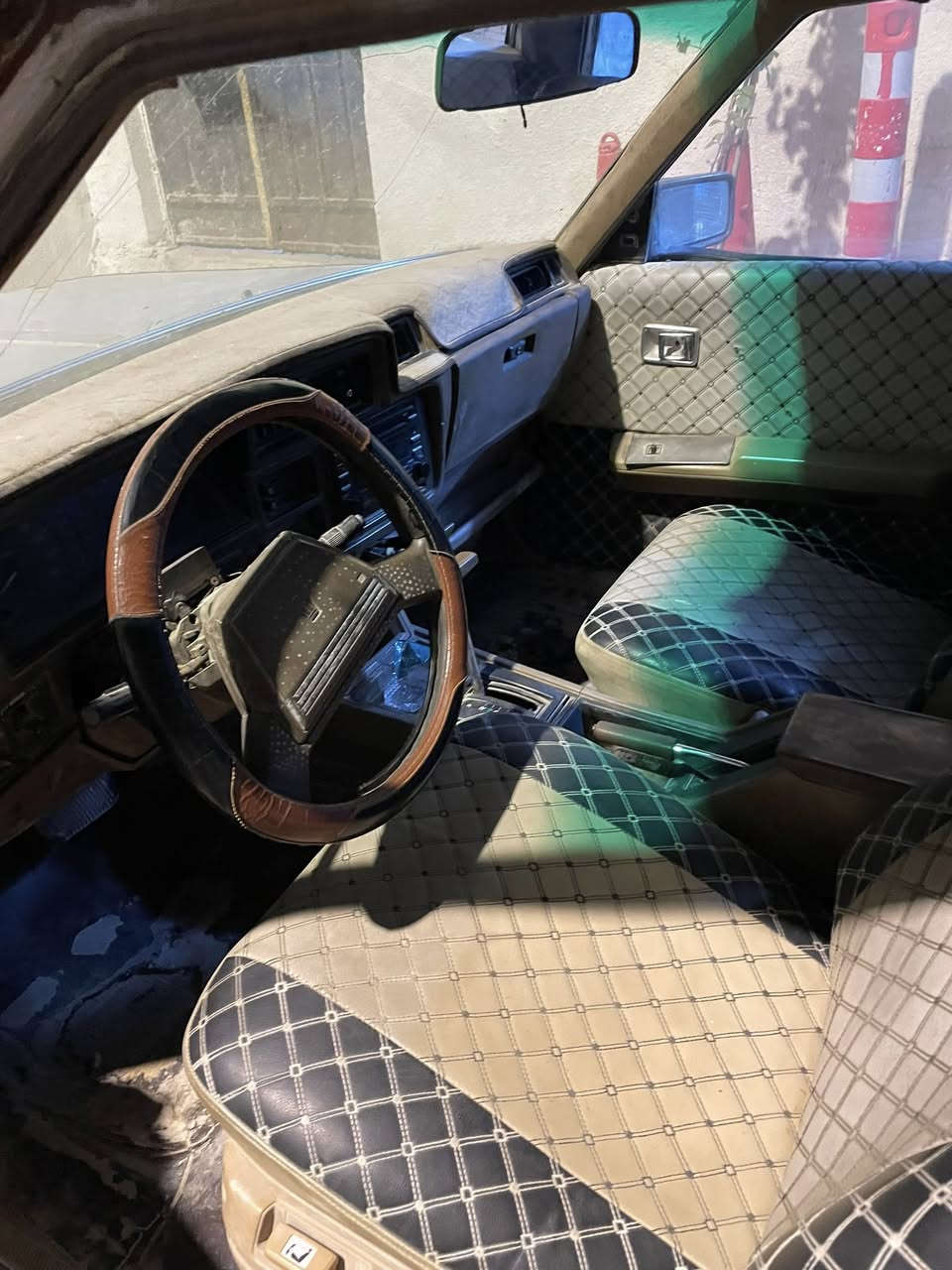 سلام عليكم سوبر 82 رقم نينوه سنويه منتهيه مكينه وكير جدد السعر 15 ورقه وبيه مجال كهربائيات كله شغاله العنوان بصره ***********
