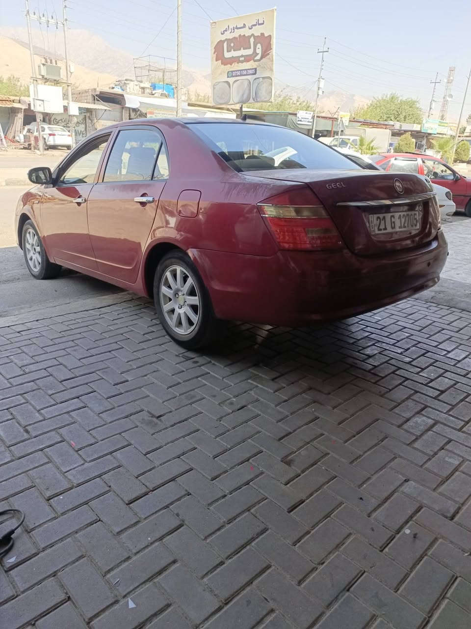جیلی 2013گئڕعادی
سەنەویویو رەقەم تازەیە 
ماڵی دوستە سەیارەکە 
4پارچە بویاخ ڕەسمی سونەریم داناوە
سعری هەرزان 45  معامەلەیەکی برایانە
ریزم بوئەدمینی بەریز 
***********
