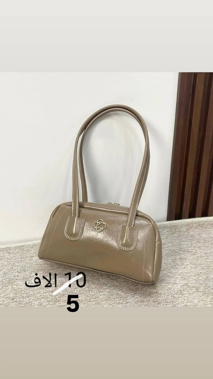 بنات عندي هذني قطع اخيره وعليهن تخفيضات


**إذا كنت صاحب هذا الإعلان وتريد حذفه لأي سبب، رجاءا أرسل رسالة إلى الدعم الفني**